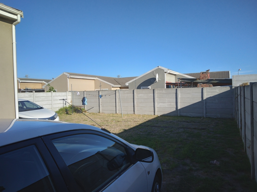 3 Bedroom Property for Sale in Stratford Green Western Cape